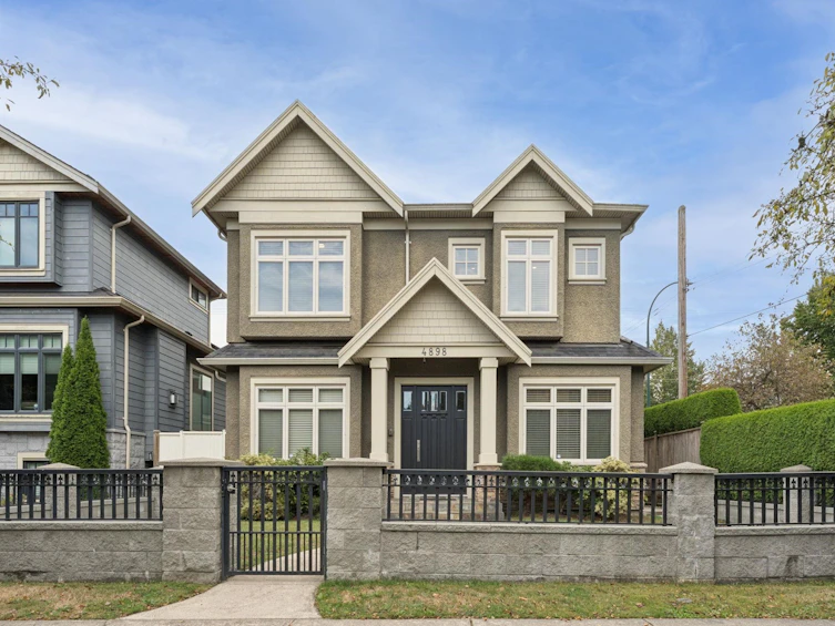4898 Quebec Street, Vancouver, BC, V5V 3M3