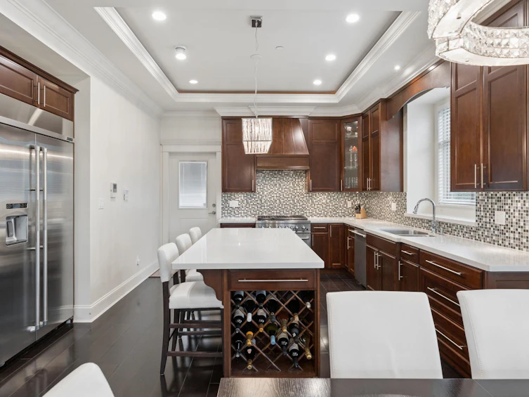 4898 Quebec Street, Vancouver, BC, V5V 3M3 - 7