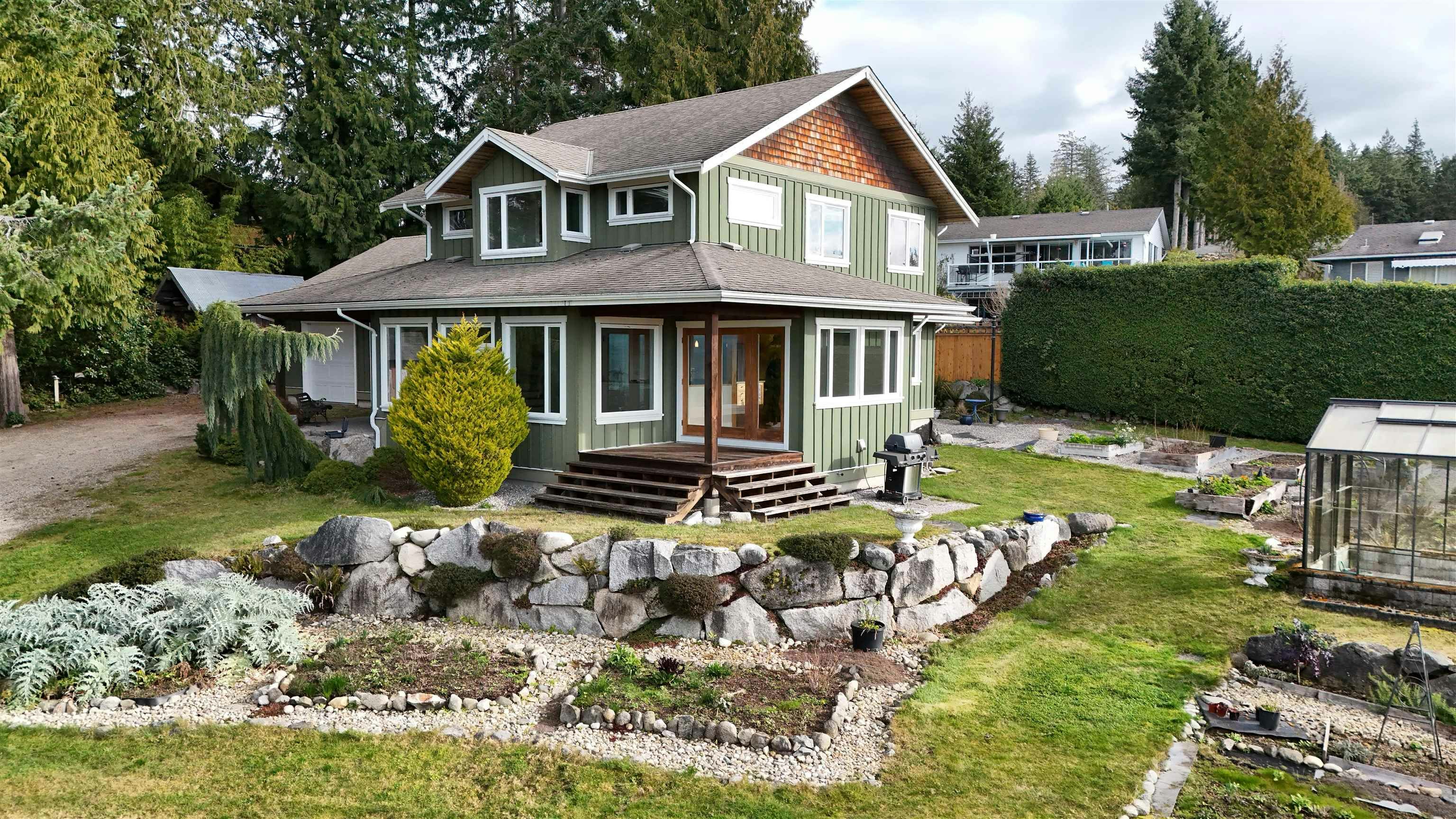 5012 Geer Road, Sechelt, BC, V7Z 0B9