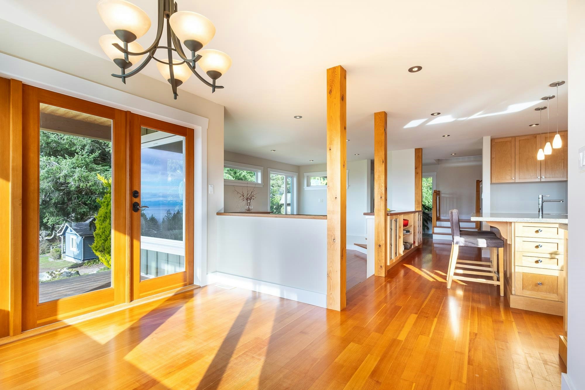 5012 Geer Road, Sechelt, BC, V7Z 0B9 - 18