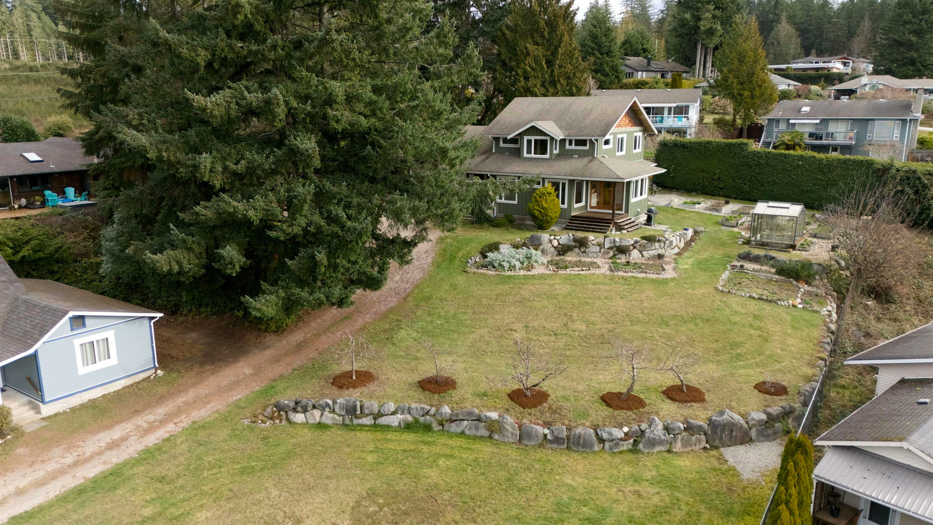 5012 Geer Road, Sechelt, BC, V7Z 0B9 - 24