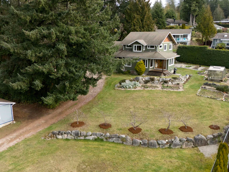 5012 Geer Road, Sechelt, BC, V7Z 0B9 - 24
