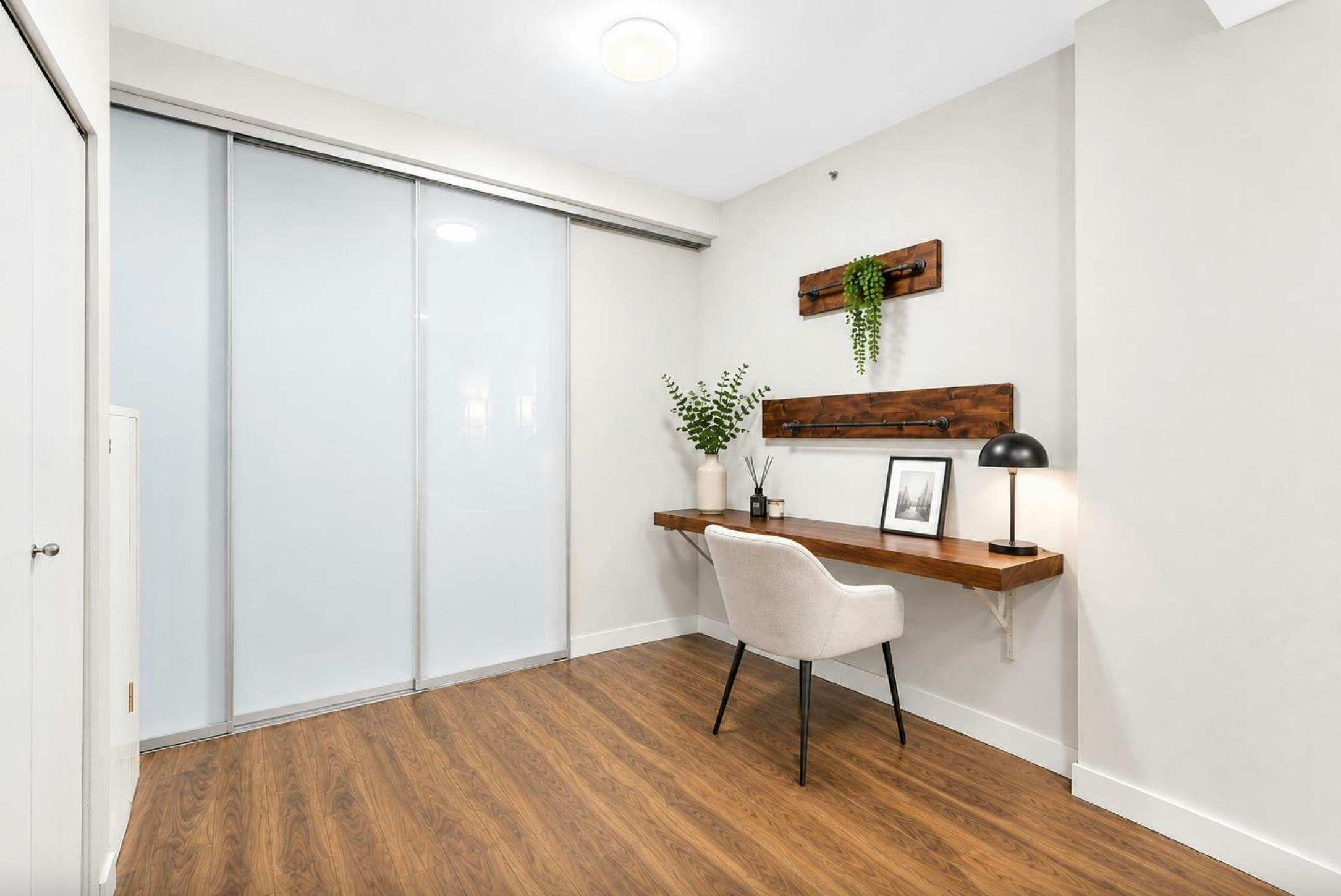 101-2511 Quebec Street, Vancouver, BC, V5T 0B6 - 12