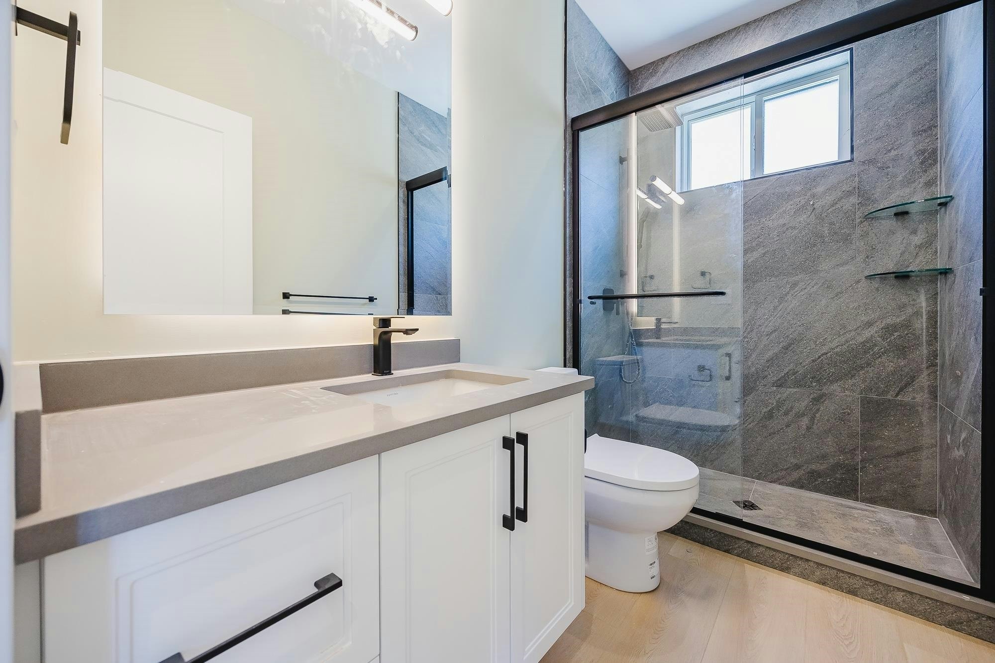 HG 187-71358 Grove Place, Hope, BC, V0X 1L5 - 5