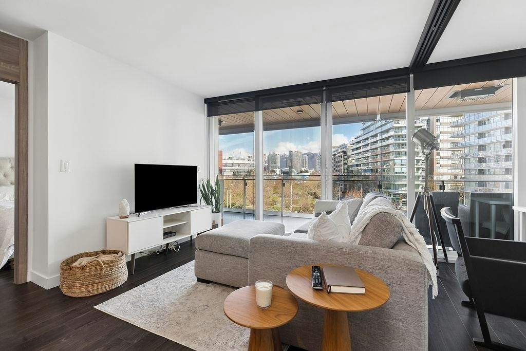 507-1768 Cook Street - 3