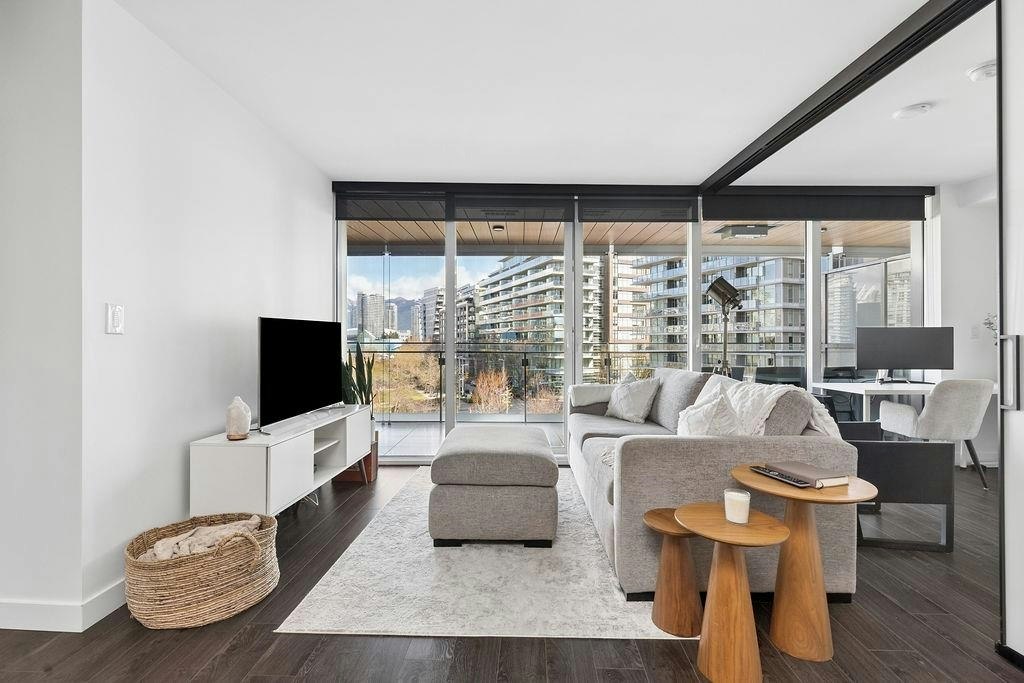 507-1768 Cook Street - 2