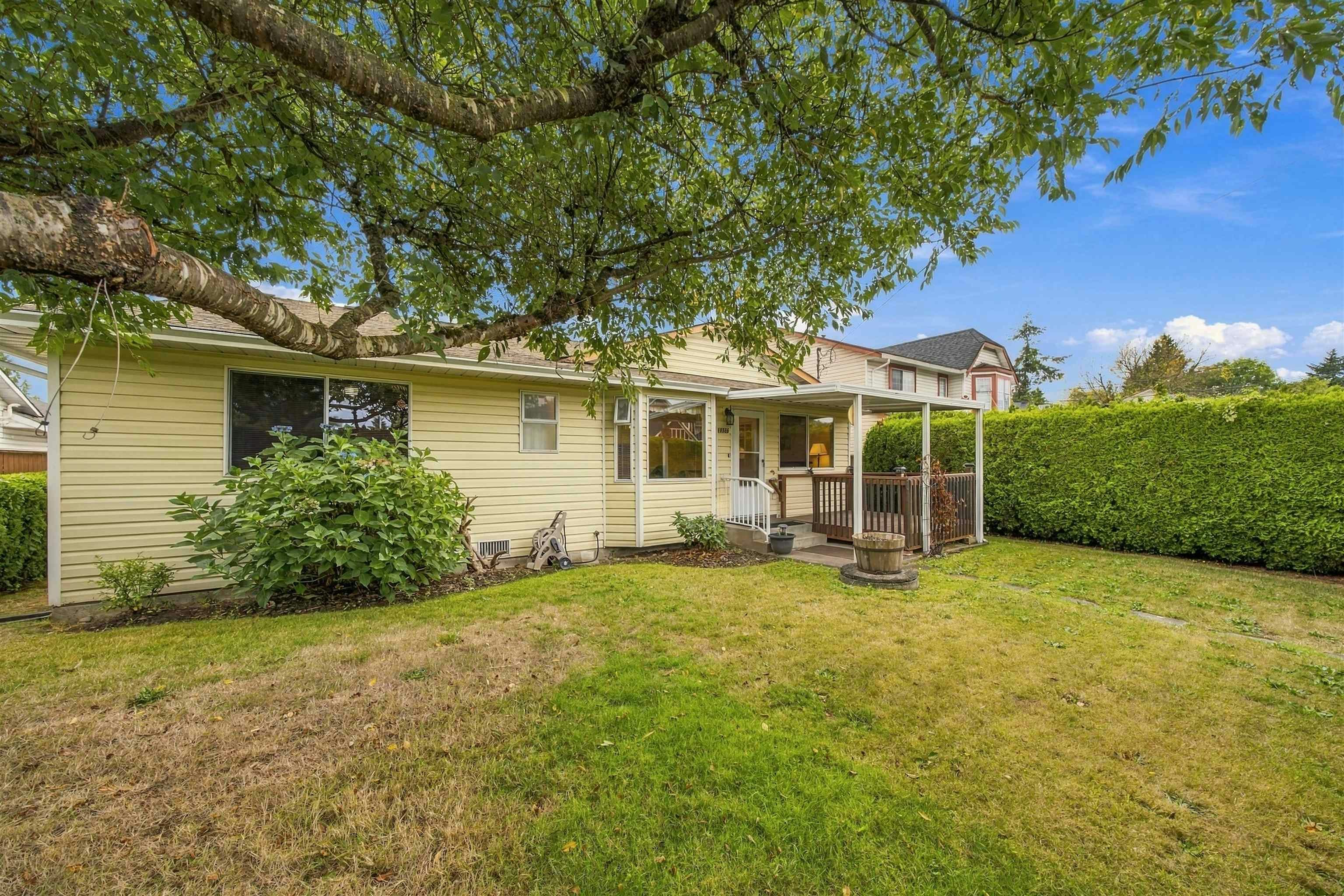 18366 64 Avenue, Surrey, BC, V3S 8A7