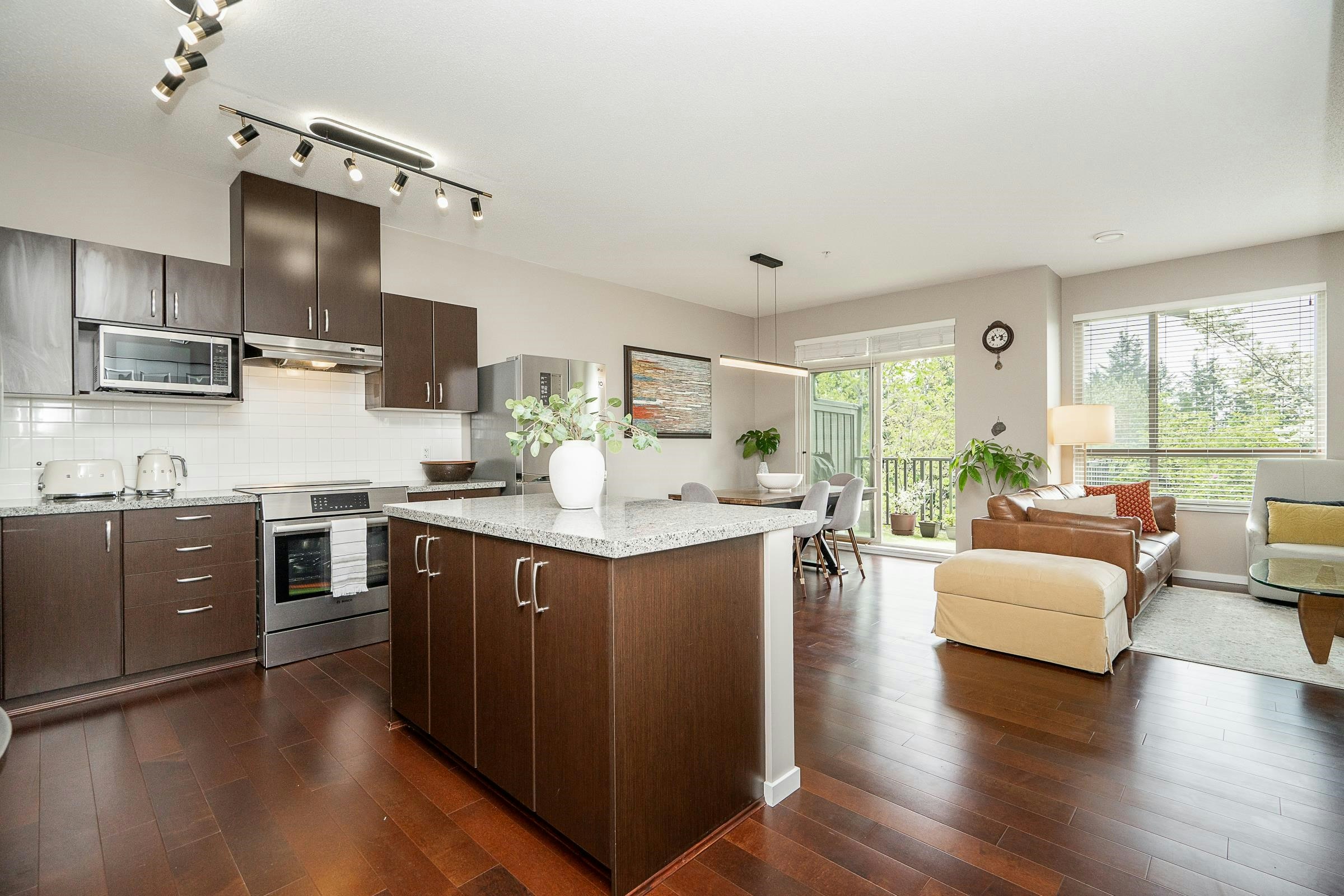 6-3138 Dayanee Springs Boulevard, Coquitlam, BC, V3E 0B6