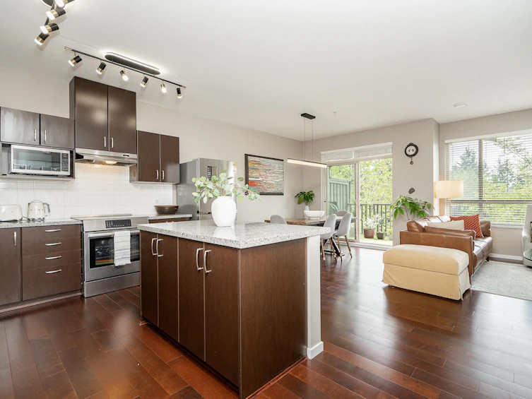 6-3138 Dayanee Springs Boulevard, Coquitlam, BC, V3E 0B6