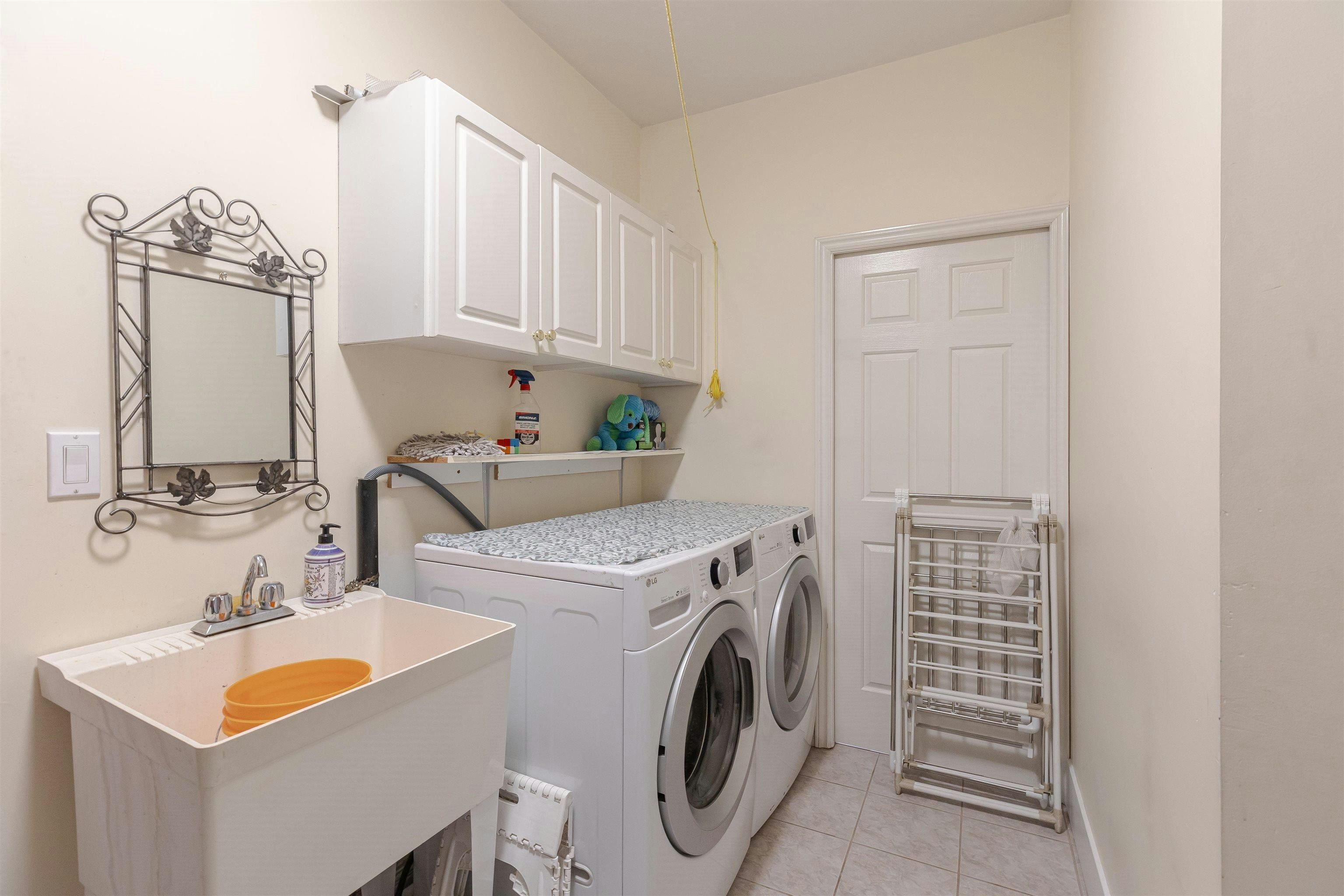 8298 151a Street, Surrey, BC, V3S 8R1 - 14