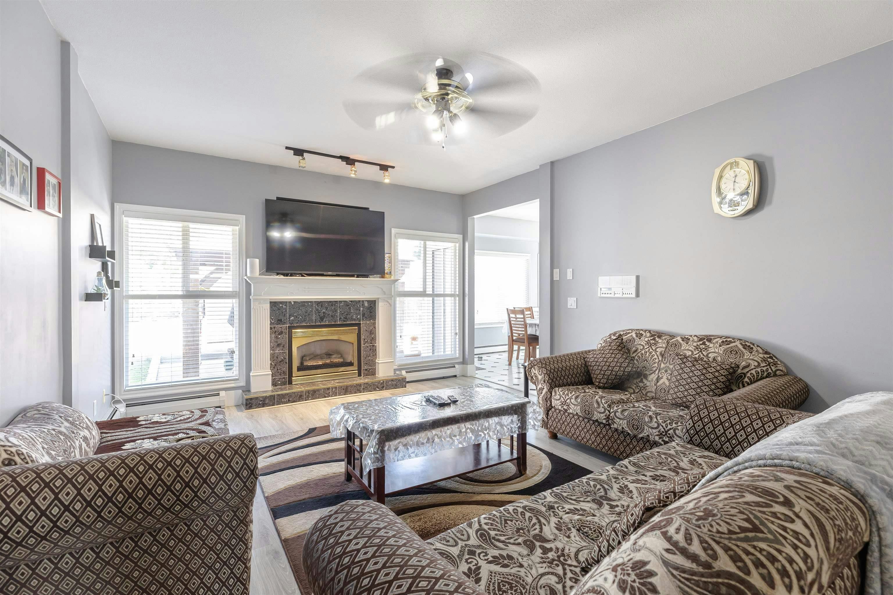 8298 151a Street, Surrey, BC, V3S 8R1 - 17