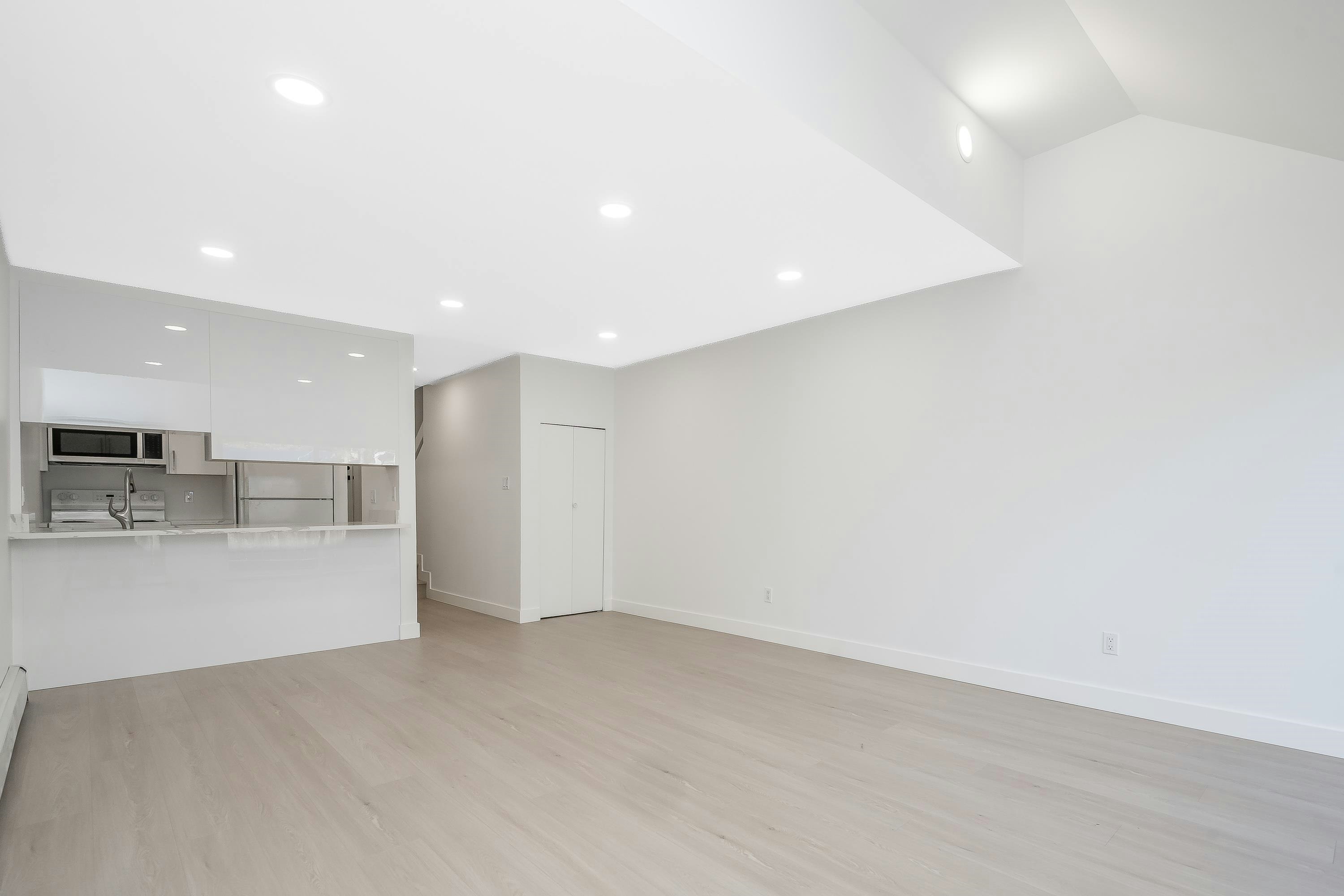 50-17708 60 Avenue, Surrey, BC, V3S 1V2 - 10