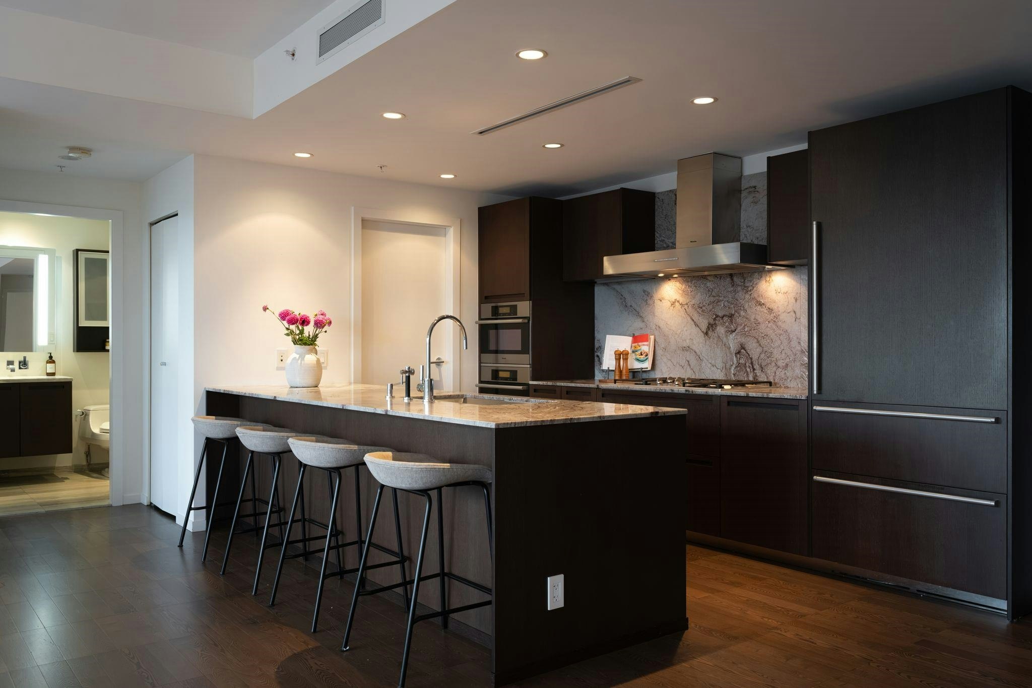 3804-1011 W Cordova Street, Vancouver, BC, V6C 0B2 - 2