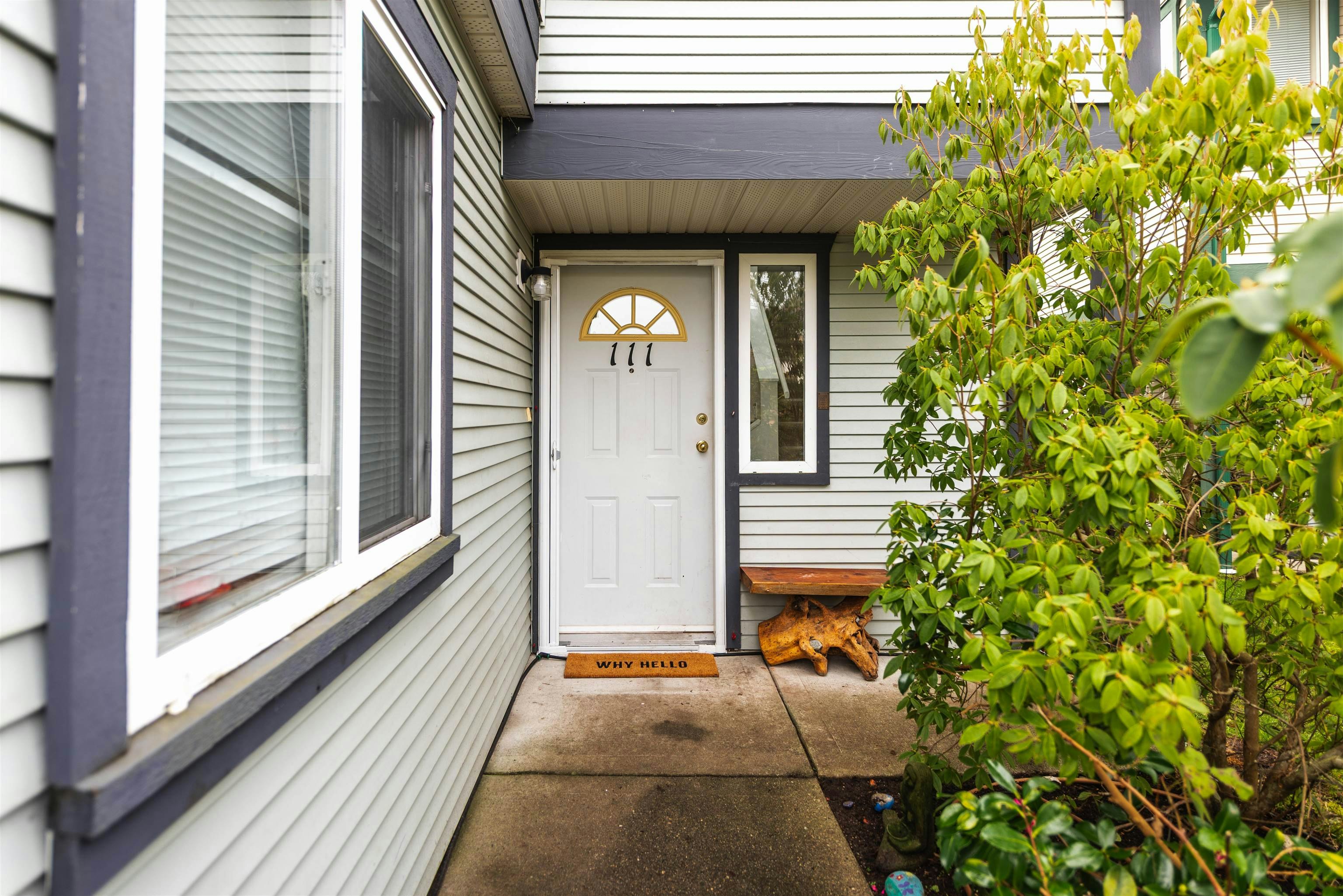 111-5711 Ebbtide Street, Sechelt, BC, V7Z 0J5