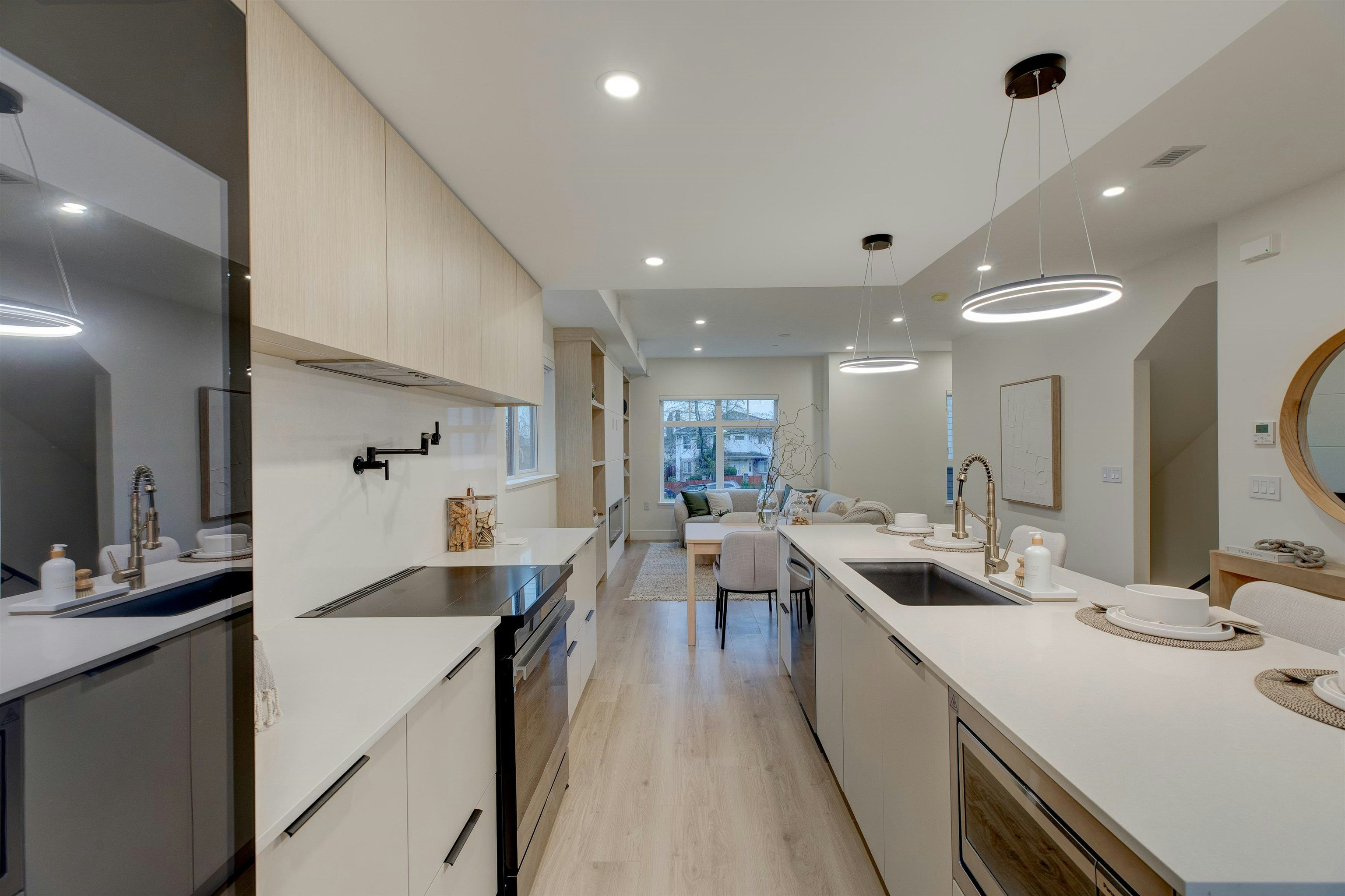 8-339 Keary Street, New Westminster, BC, V3L 3L2 - 6