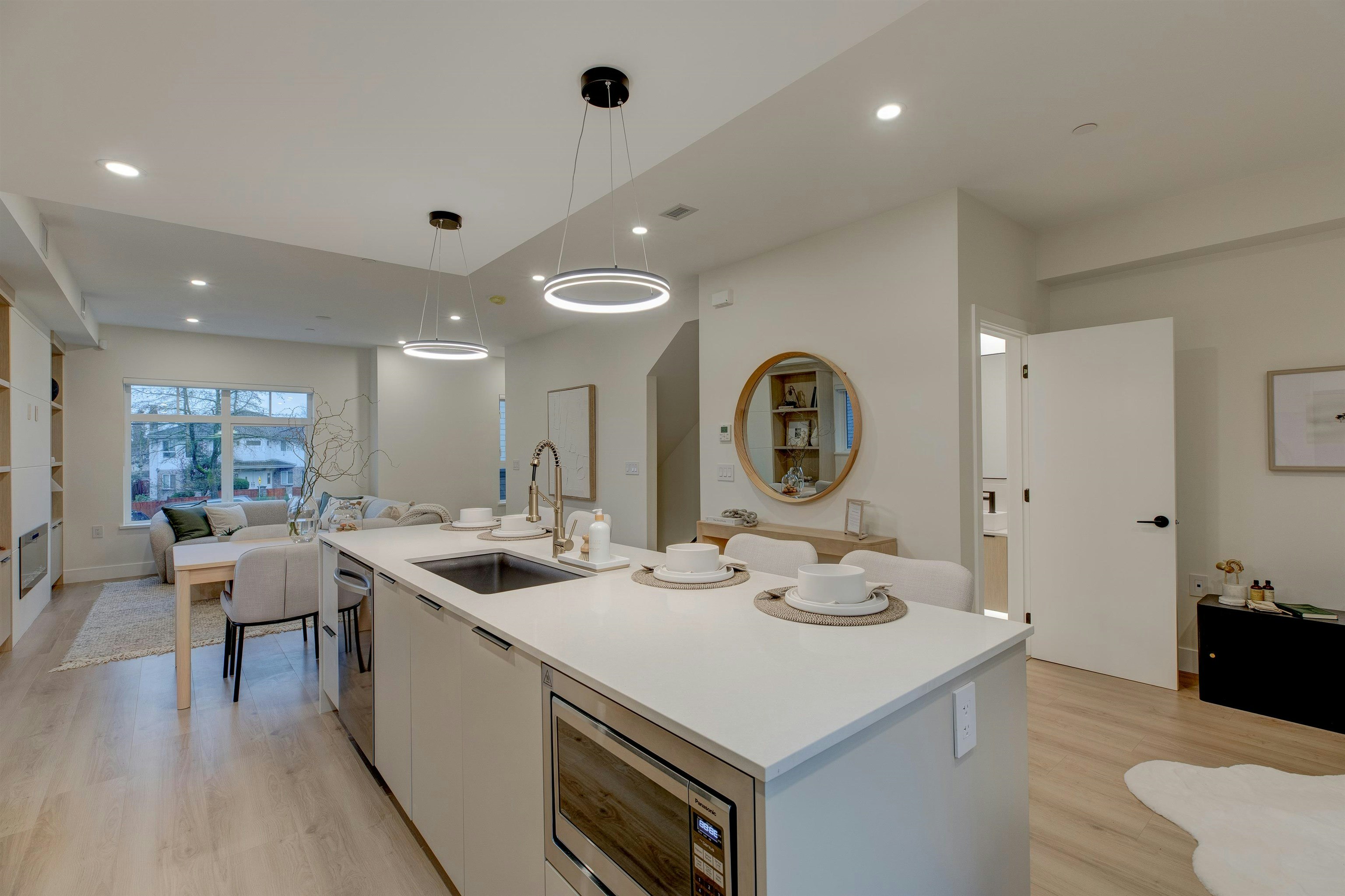 8-339 Keary Street, New Westminster, BC, V3L 3L2 - 7