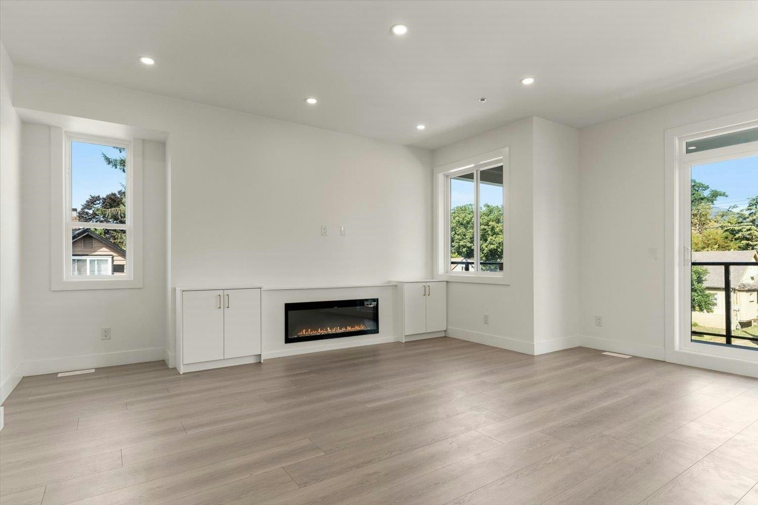 1-46018 Bonny Avenue - 3