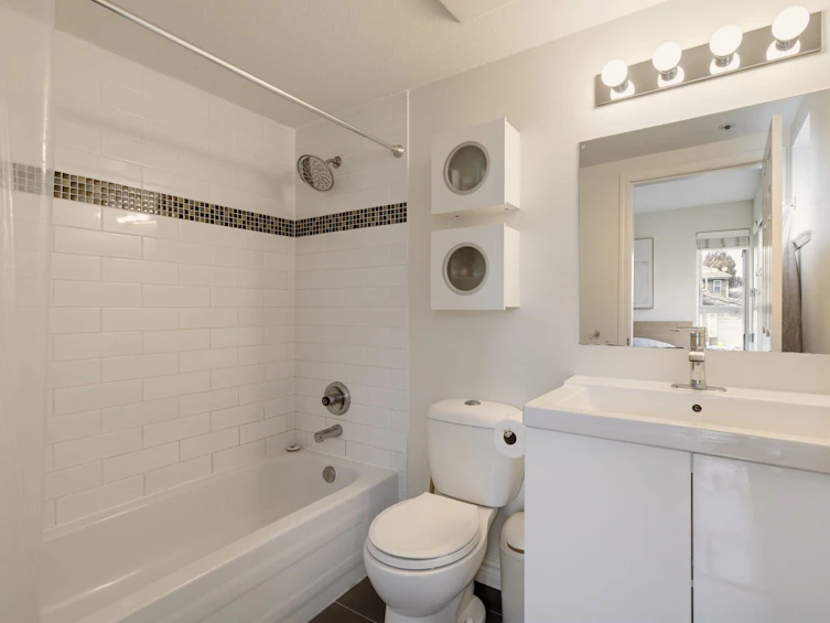 303-225 E 19th Avenue, Vancouver, BC, V5V 1J3 - 17
