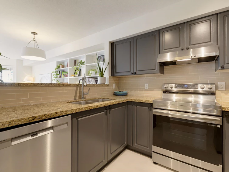 303-225 E 19th Avenue, Vancouver, BC, V5V 1J3 - 13