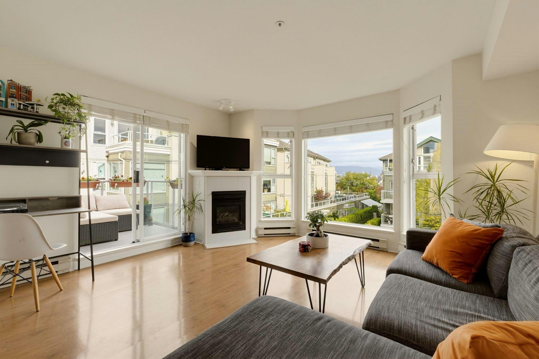 303-225 E 19th Avenue, Vancouver, BC, V5V 1J3