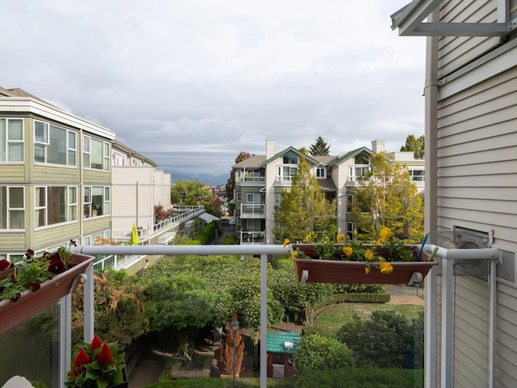 303-225 E 19th Avenue, Vancouver, BC, V5V 1J3 - 11
