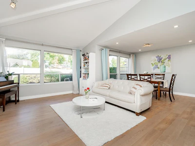 118-15121 19 Avenue - 5