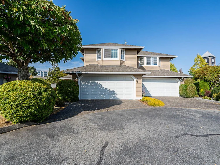 118-15121 19 Avenue, Surrey, BC, V4A 8J5