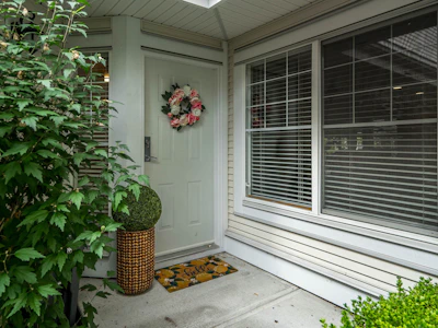 68-17097 64 Avenue - 2
