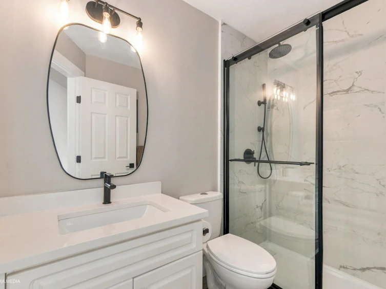 17-123 Laval Street, Coquitlam, BC, V3K 4W1 - 17