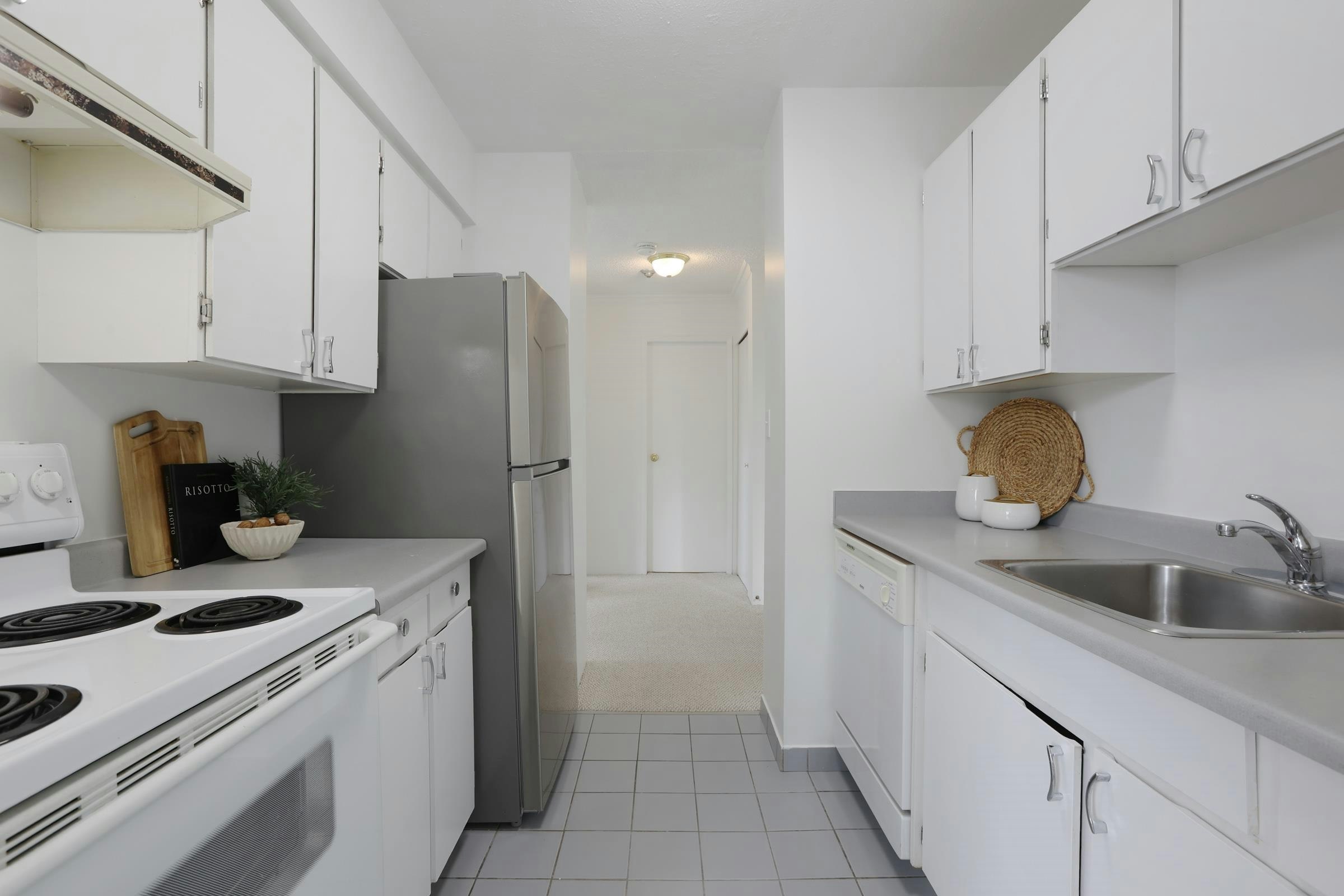 1102-1127 Barclay Street, Vancouver, BC, V6E 4C6 - 8