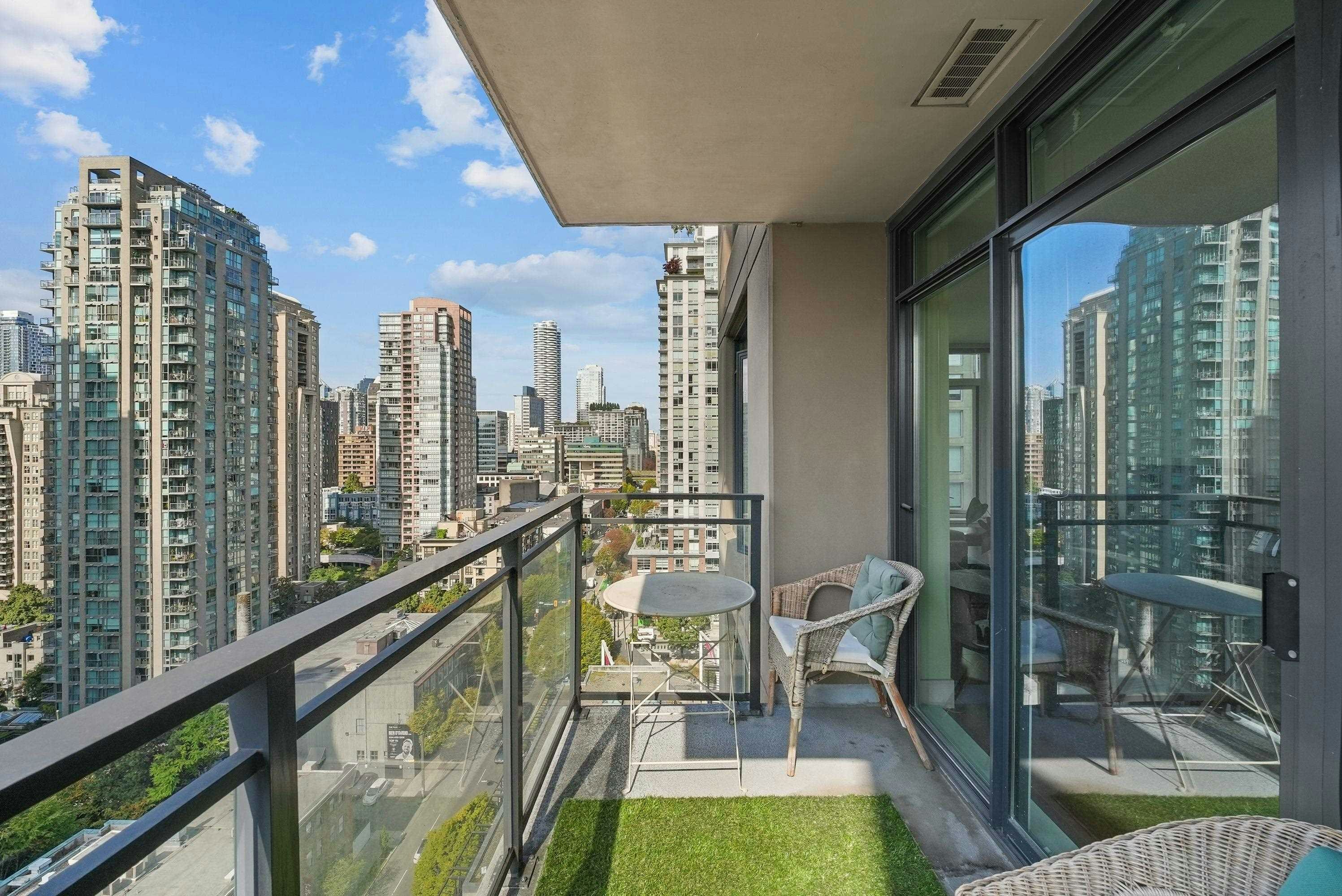 1901-888 Homer Street, Vancouver, BC, V6B 0H7 - 9