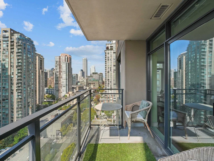 1901-888 Homer Street, Vancouver, BC, V6B 0H7 - 9