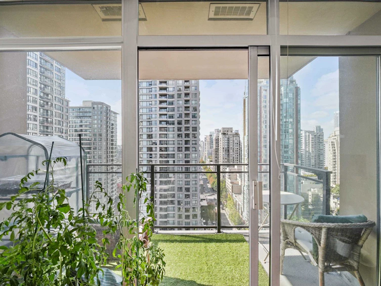 1901-888 Homer Street, Vancouver, BC, V6B 0H7 - 8
