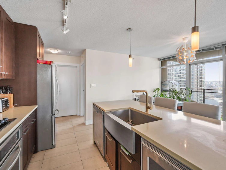 1901-888 Homer Street, Vancouver, BC, V6B 0H7 - 3