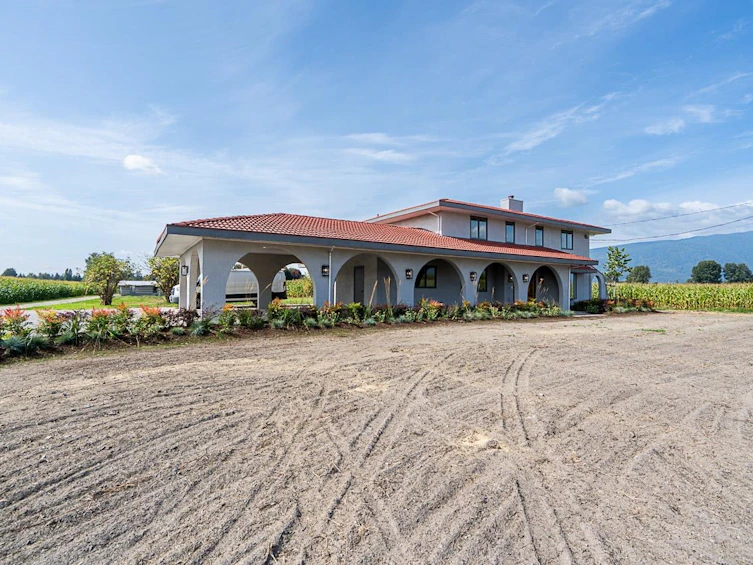 14017 Hale Road, Pitt Meadows, BC, V3Y 1Z1
