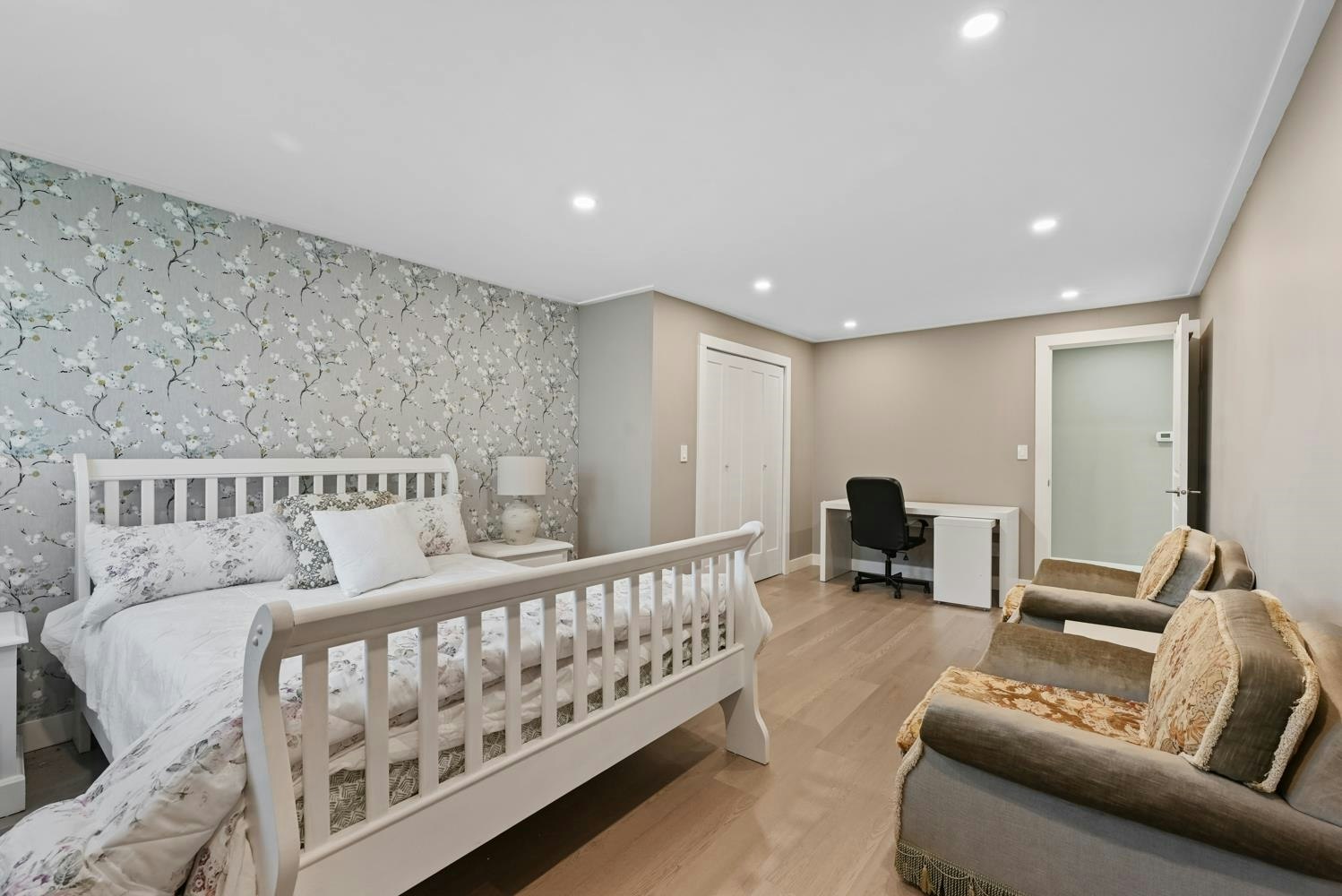 Main Floor-1053 Millstream Road, West Vancouver, BC, V7S 2C8 - 16