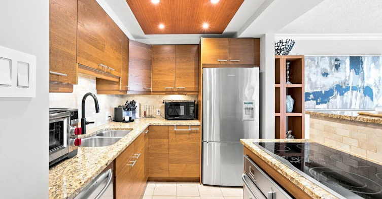 304-1675 Hornby Street, Vancouver, BC, V6Z 2M3 - 16