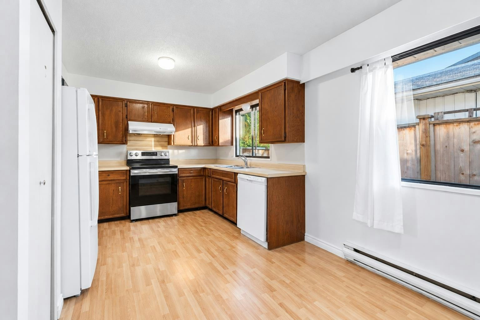 8680 Citadel Crescent, Richmond, BC, V7C 4T3 - 6