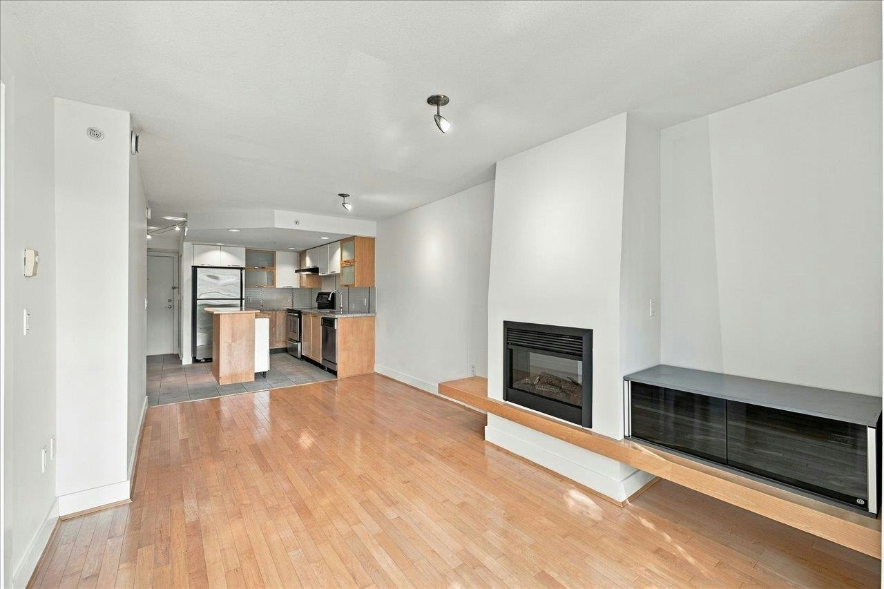403-2137 W 10th Avenue - 5