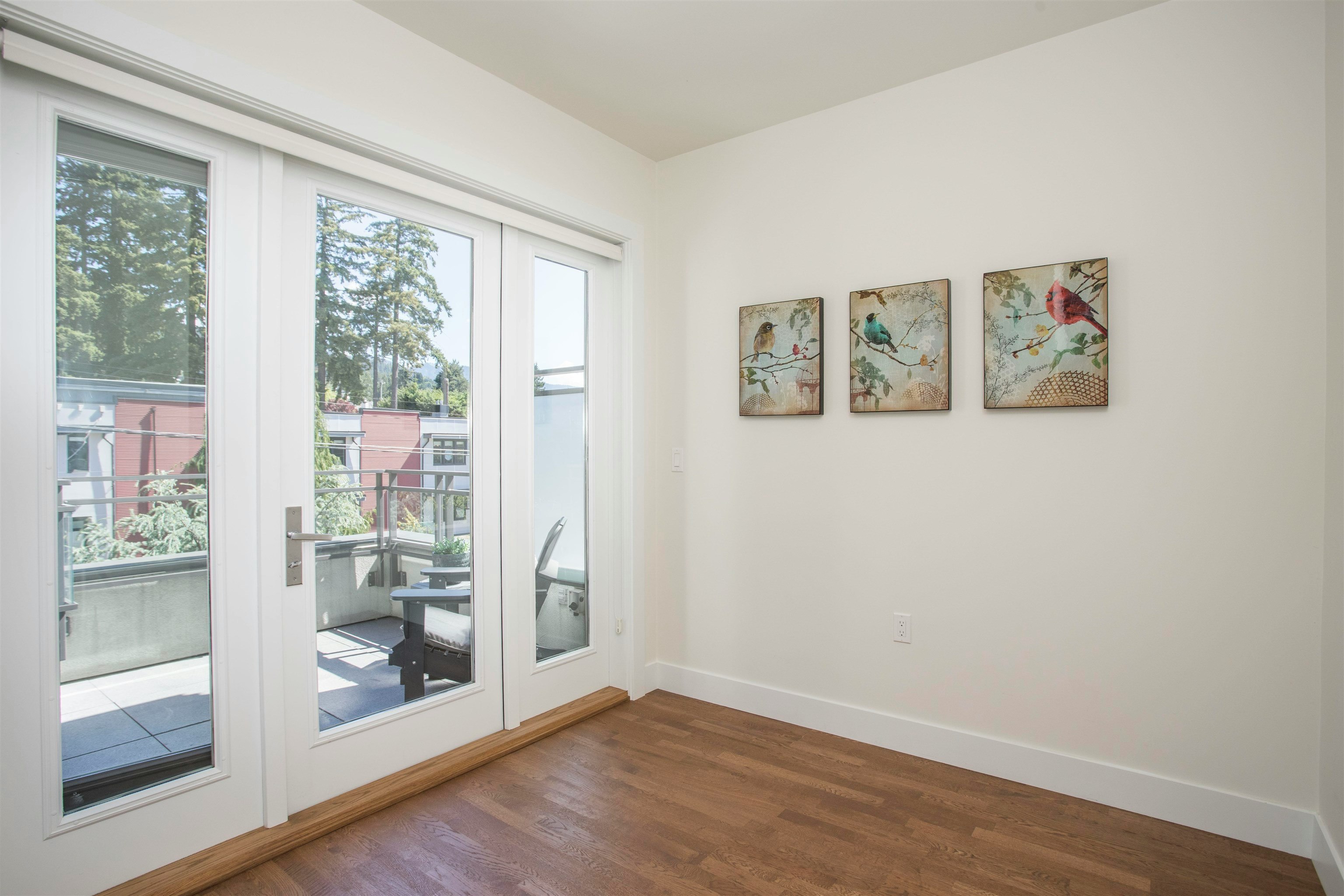 300-2432 Haywood Avenue, West Vancouver, BC, V7V 1Y1 - 11