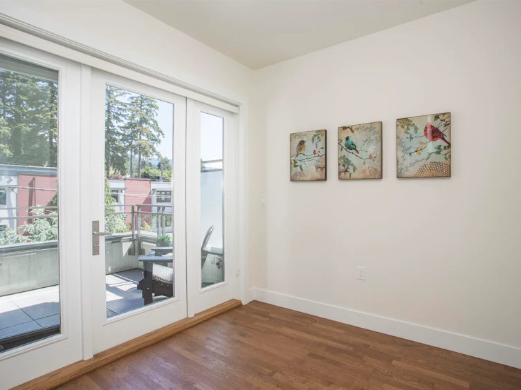300-2432 Haywood Avenue, West Vancouver, BC, V7V 1Y1 - 11
