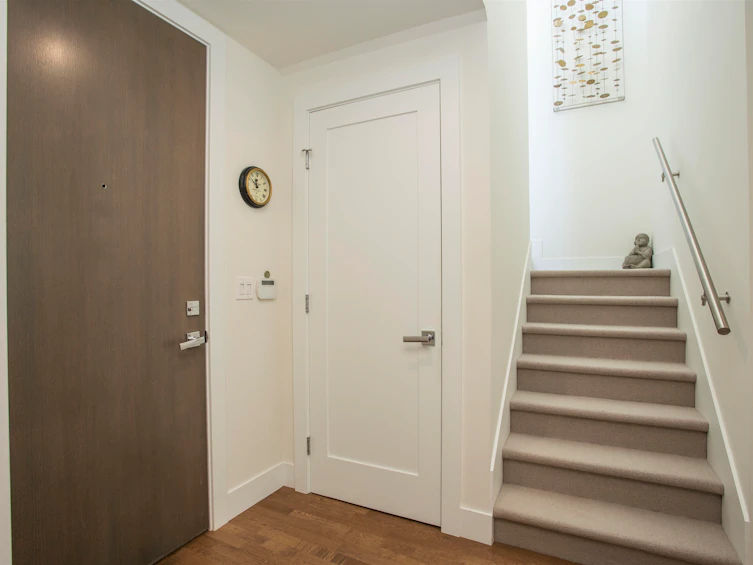 300-2432 Haywood Avenue, West Vancouver, BC, V7V 1Y1 - 18