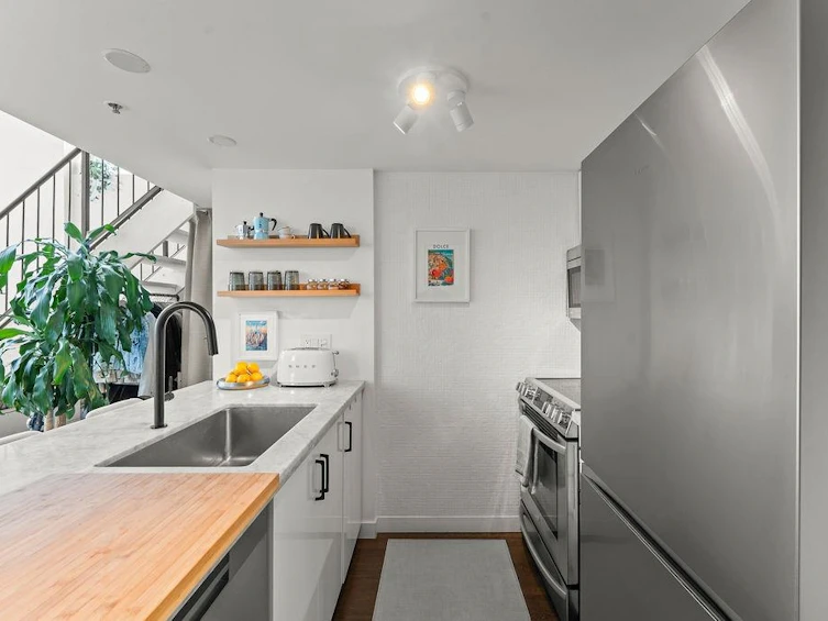 401-1 E Cordova Street, Vancouver, BC, V6A 4M3 - 9
