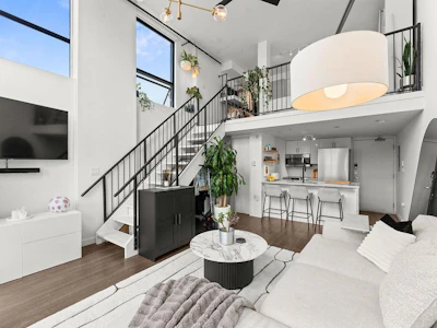 401-1 E Cordova Street - 2