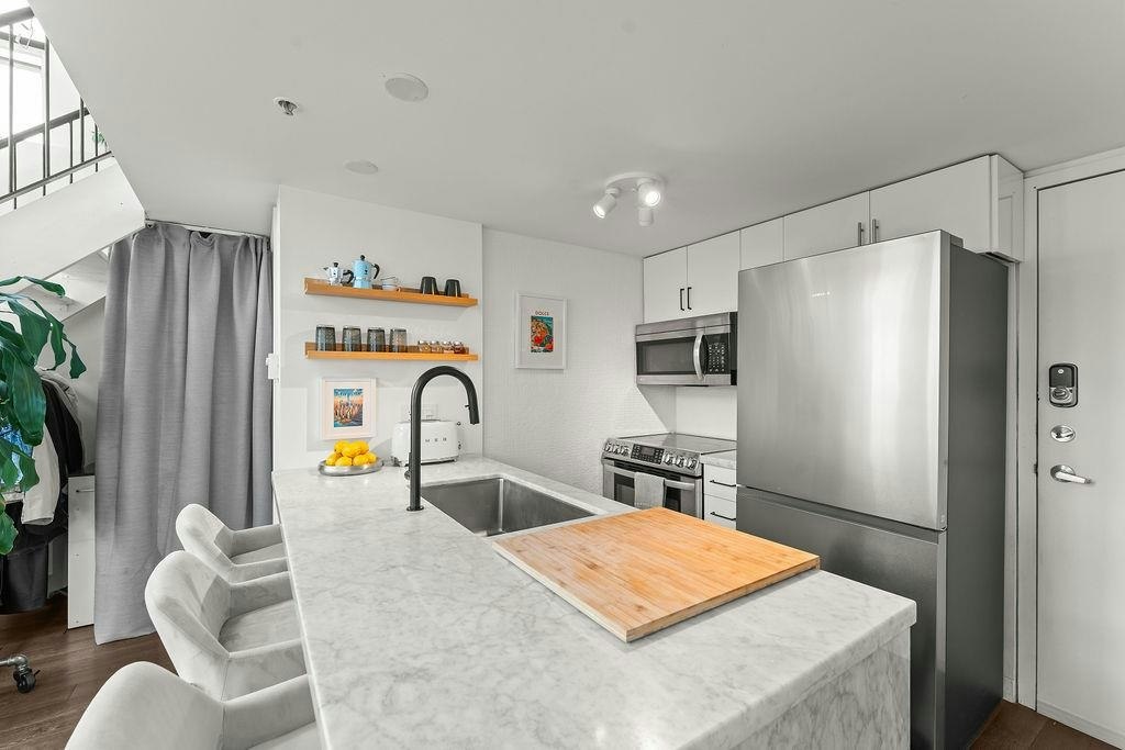 401-1 E Cordova Street, Vancouver, BC, V6A 4M3 - 10