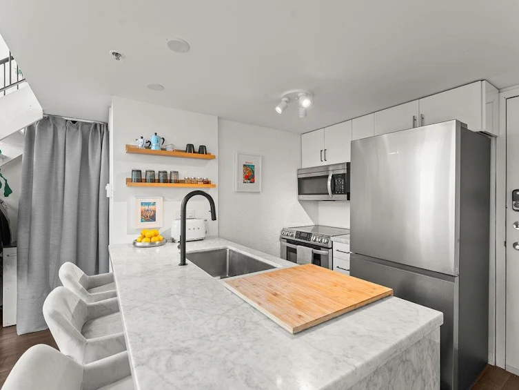 401-1 E Cordova Street, Vancouver, BC, V6A 4M3 - 10