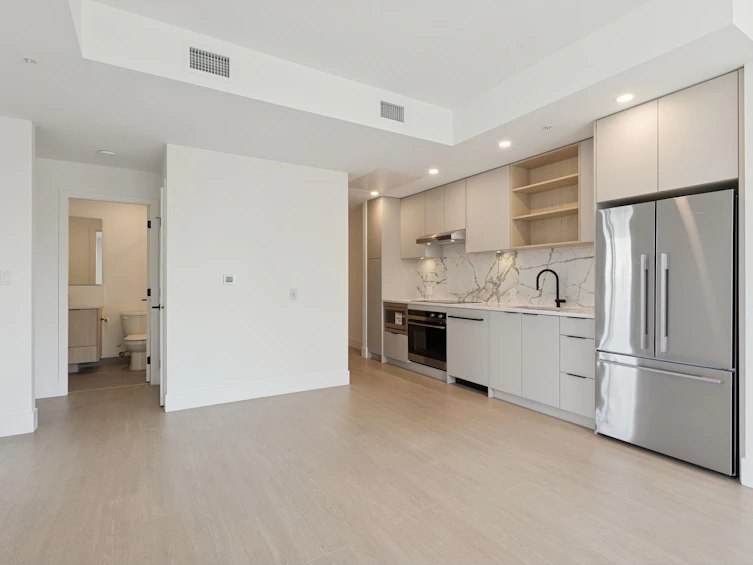 303-333 St. Davids Avenue, North Vancouver, BC, V7L 3N7 - 5