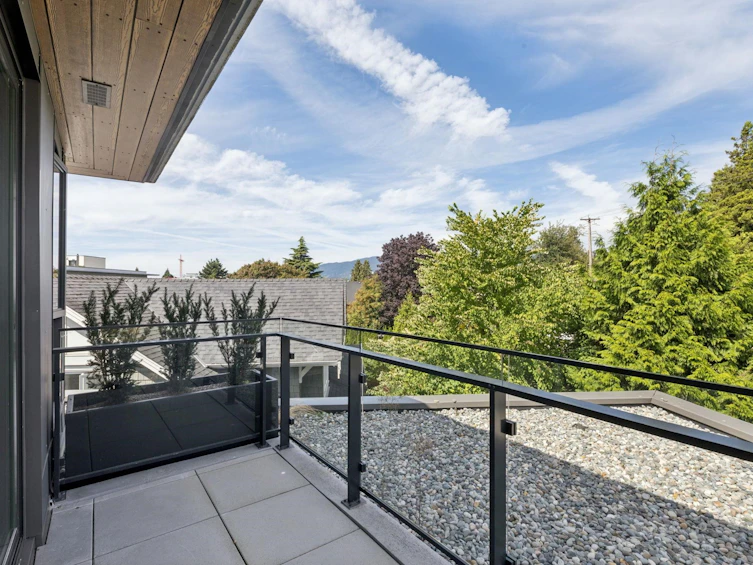 303-333 St. Davids Avenue, North Vancouver, BC, V7L 3N7 - 22