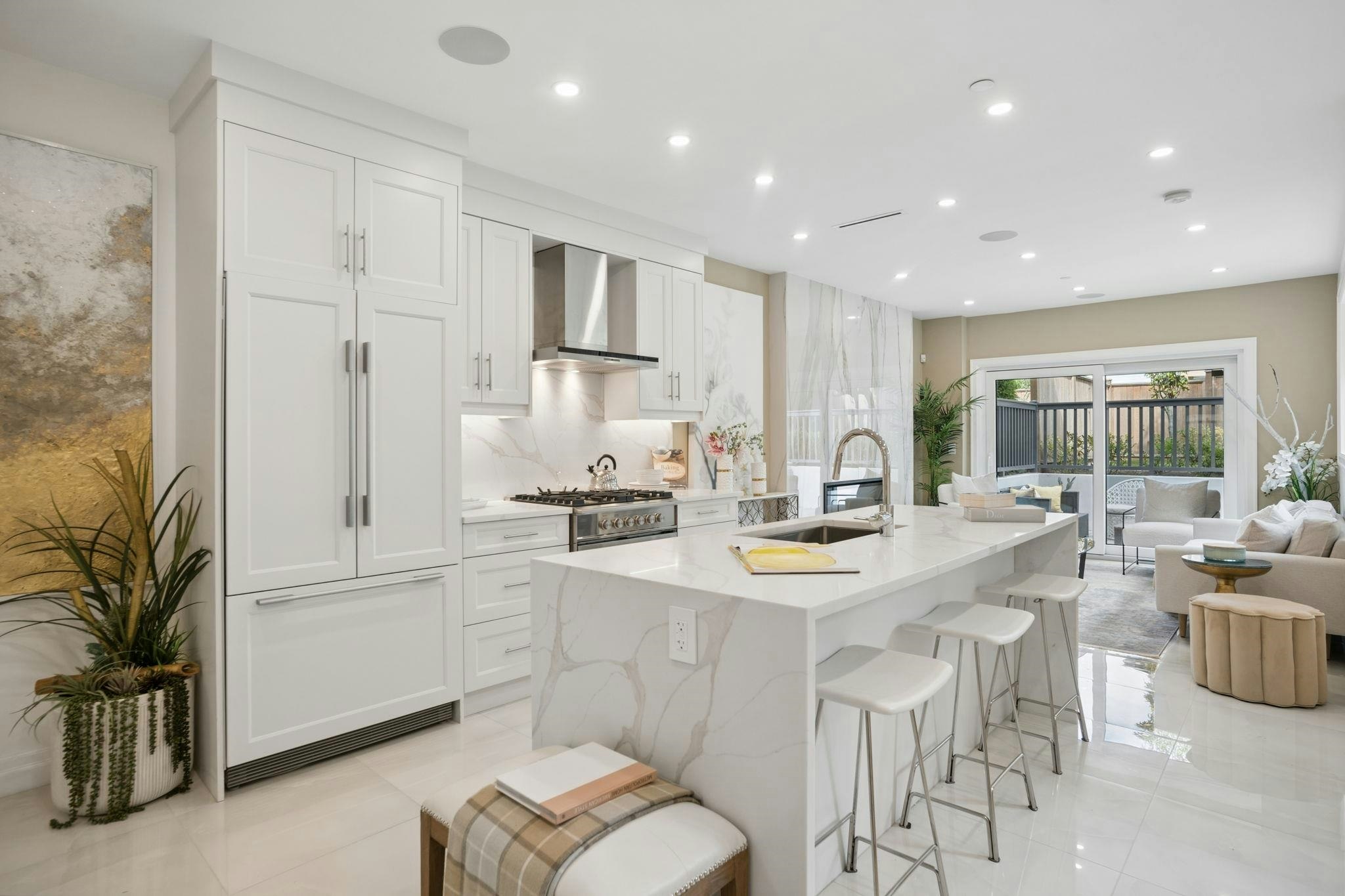 2523 W 8th Avenue, Vancouver, BC, V6K 2B3