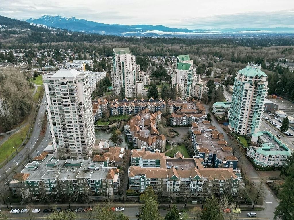 1106-3070 Guildford Way, Coquitlam, BC, V3B 7R8 - 4
